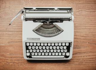 Letters to the Editor: The Right Line typewriter opinion newspaper