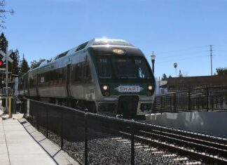 Crossroads: SMART gears up for existential sales tax fight Photo by Will Carruthers