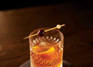 Corner Bar: Mill Valley Cocktail Lounge Opens